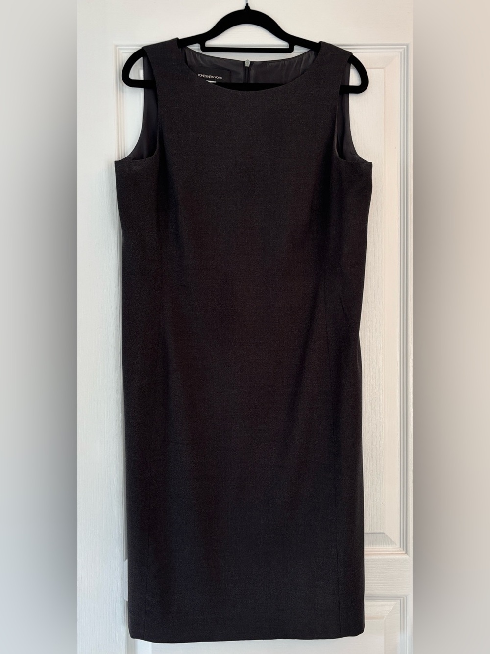 Jones New York Wool Black Sleeveless Sheath Dress